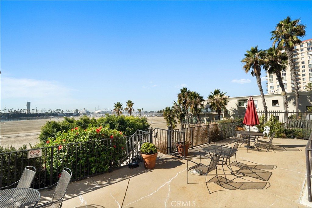 1030 E Ocean 308 Property Photo 33
