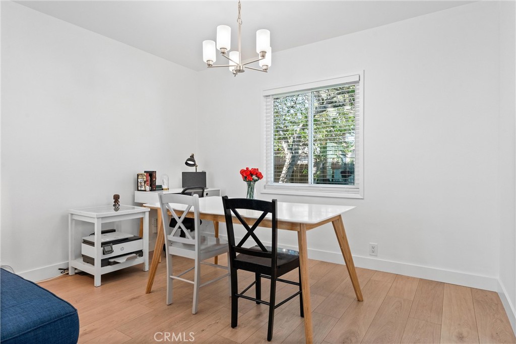 601 W Southgate Avenue Property Photo 9