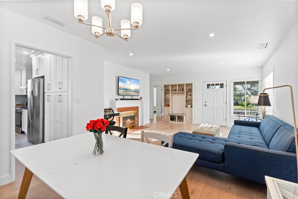 601 W Southgate Avenue Property Photo 11