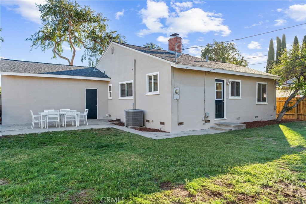 601 W Southgate Avenue Property Photo 29