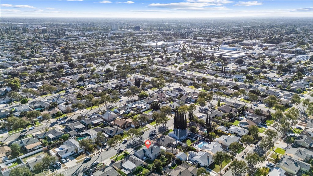 601 W Southgate Avenue Property Photo 32