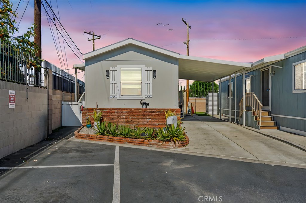 501 Willow Drive Property Photo 4