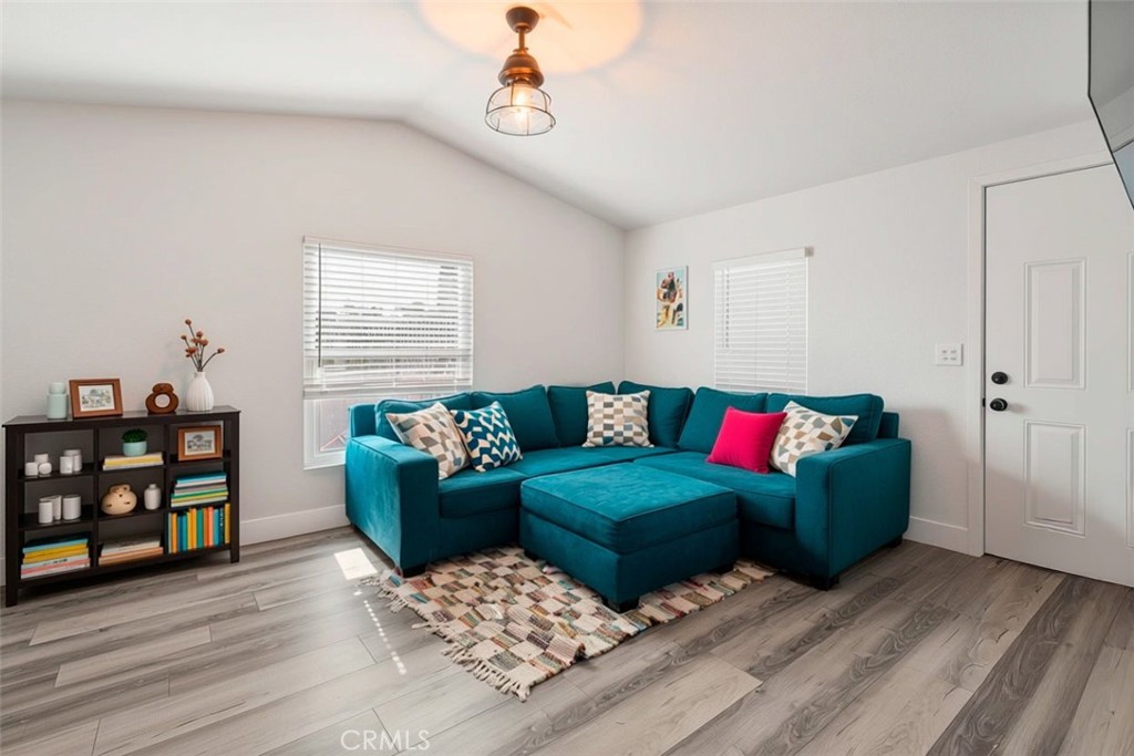 501 Willow Drive Property Photo 13