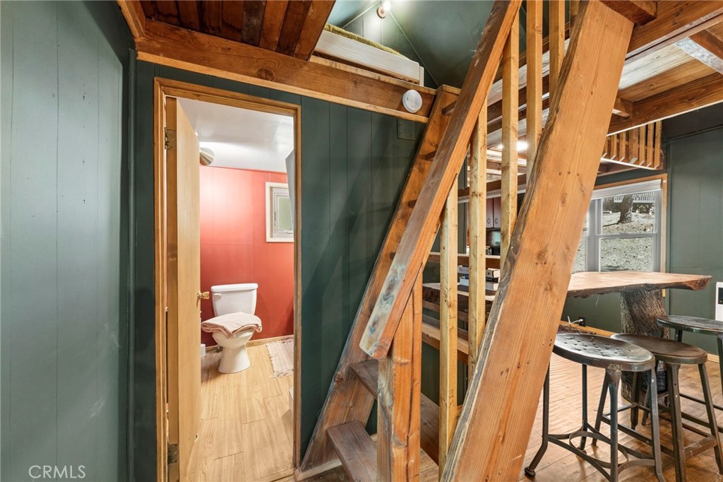 34 Manker Flats Property Photo 16