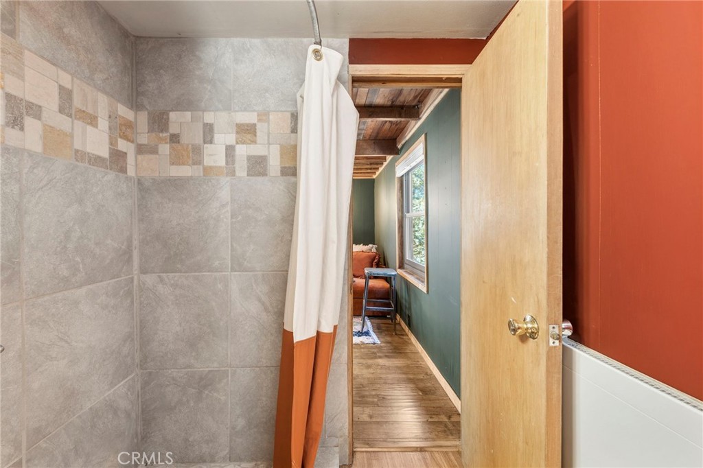 34 Manker Flats Property Photo 19