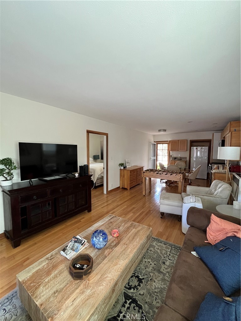 406 11th Property Photo 3