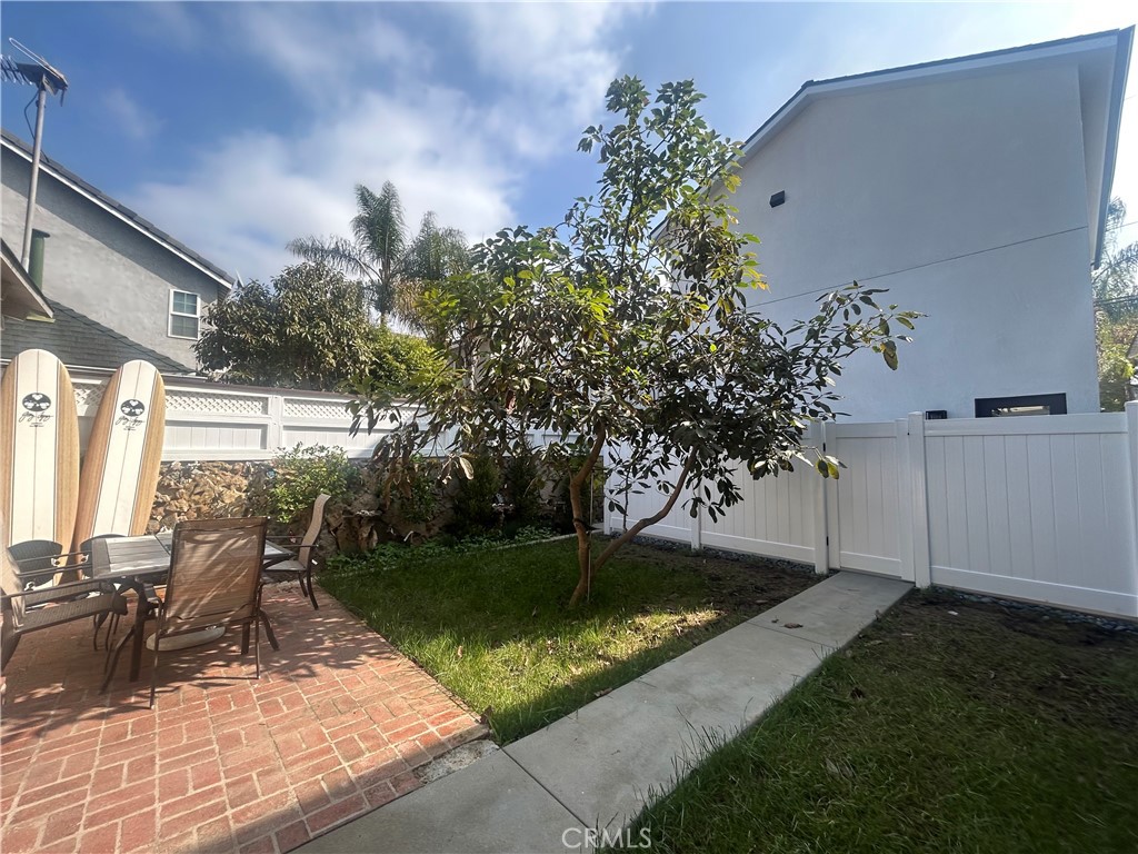 406 11th Property Photo 14