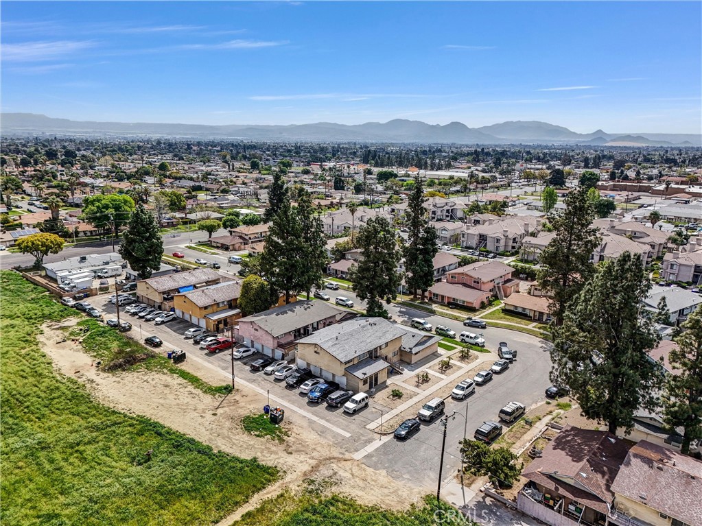 160 W Cascade Property Photo 7