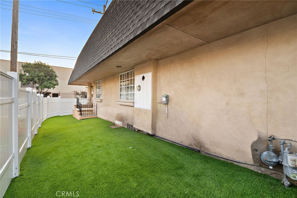 23201 Orange Property Photo 38