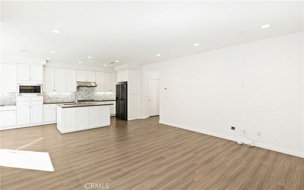 128 Full Sun Property Photo 7