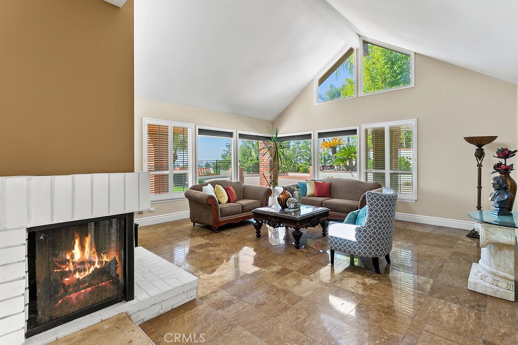 18811 Ridgeview Property Photo 12