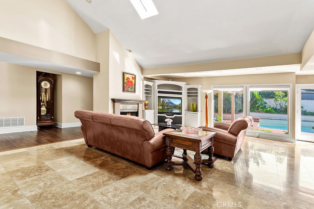 18811 Ridgeview Property Photo 20