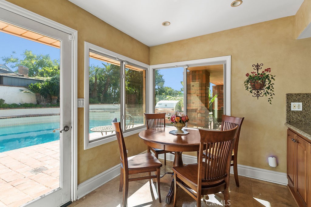 18811 Ridgeview Property Photo 22