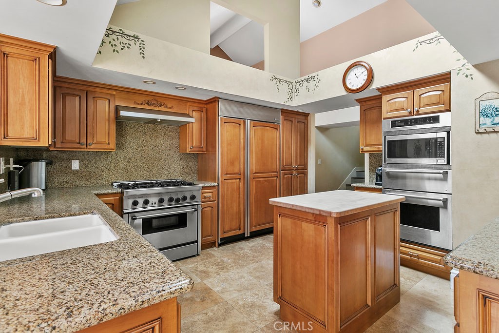 18811 Ridgeview Property Photo 23
