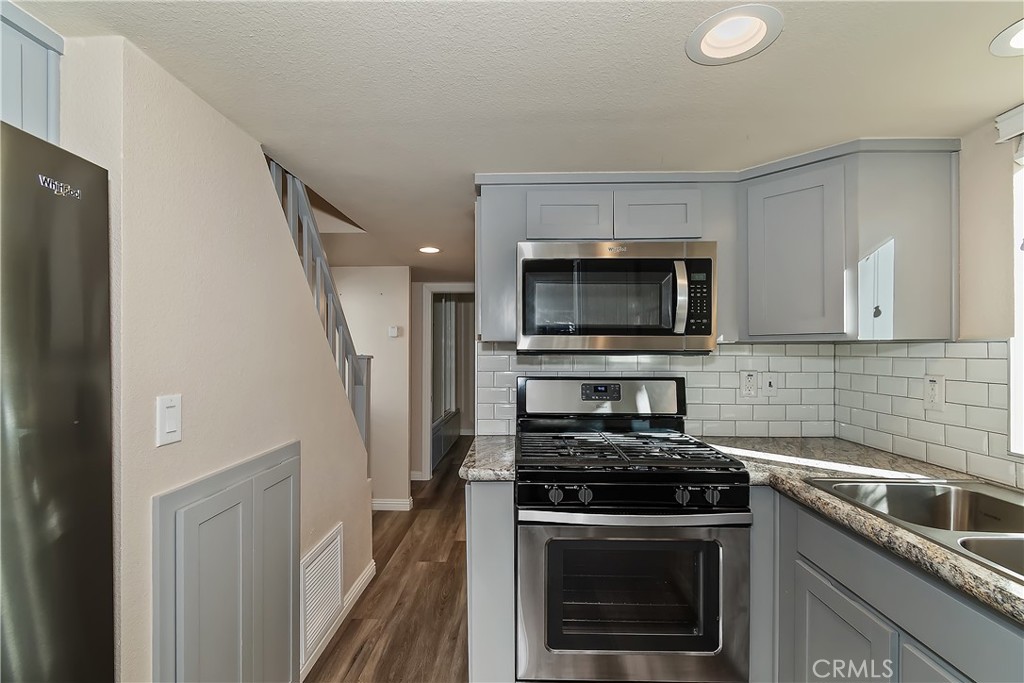 547 Alden #rv5 Property Photo 10