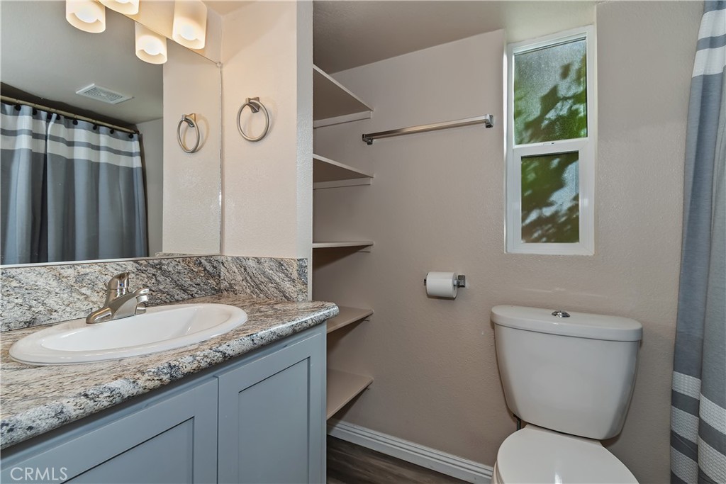 547 Alden #rv5 Property Photo 16