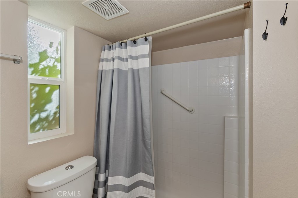 547 Alden #rv5 Property Photo 17