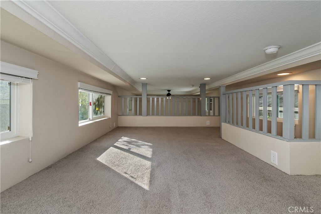 547 Alden #rv5 Property Photo 27