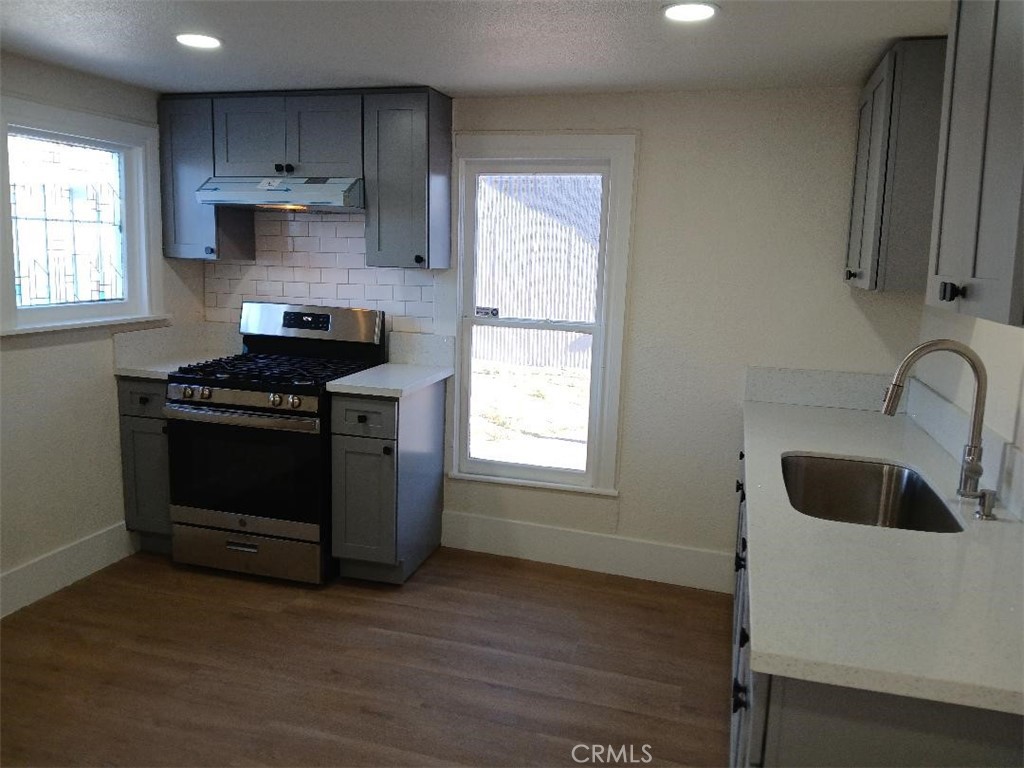 2111 Orange St Property Photo 13