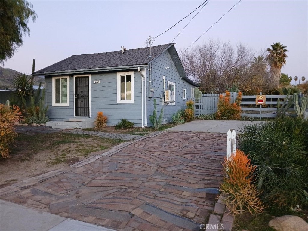 2111 Orange St Property Photo 23