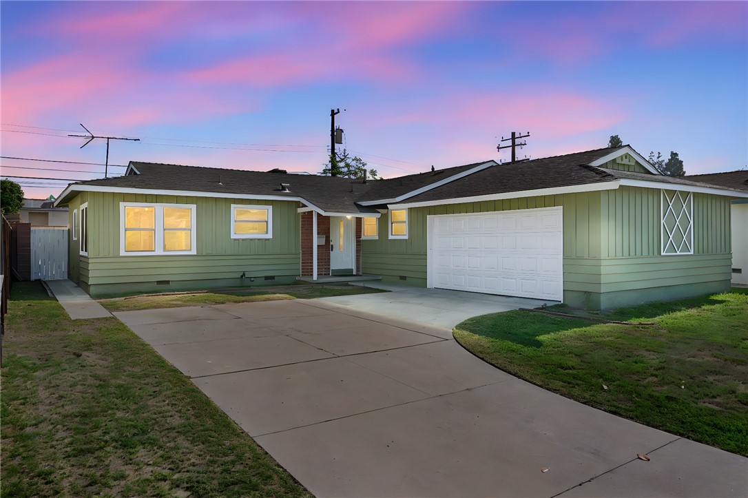 508 S Falcon Property Photo 1