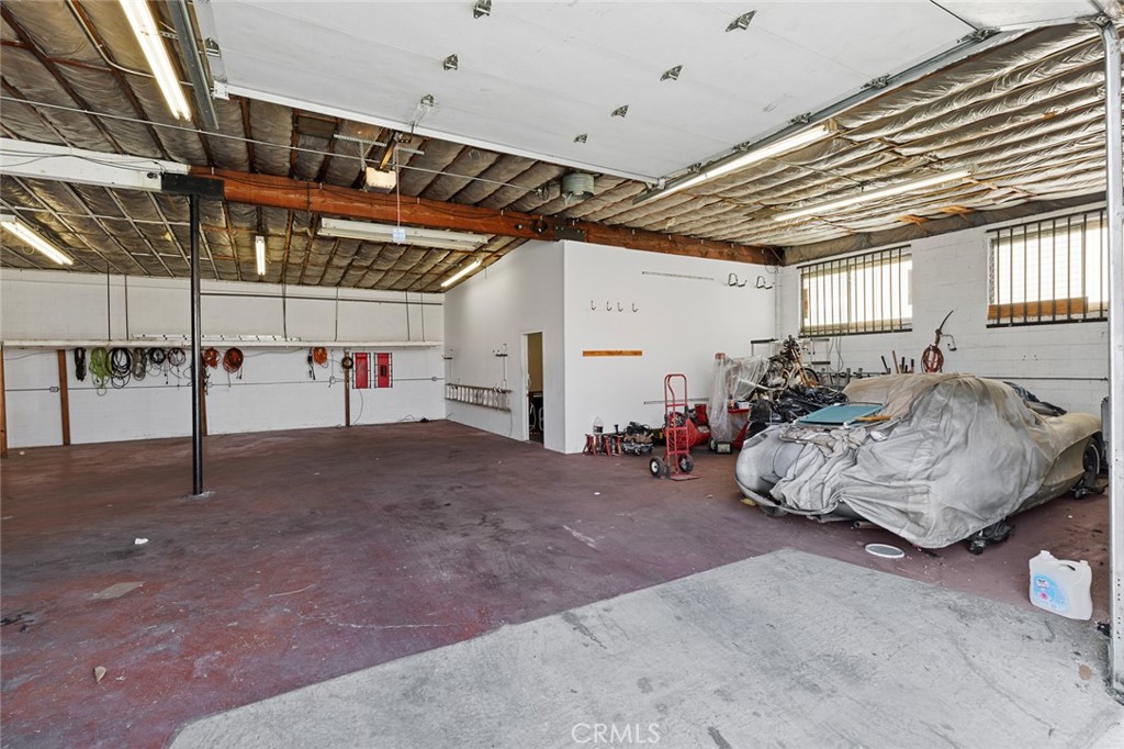 1900 E Anaheim Property Photo 10