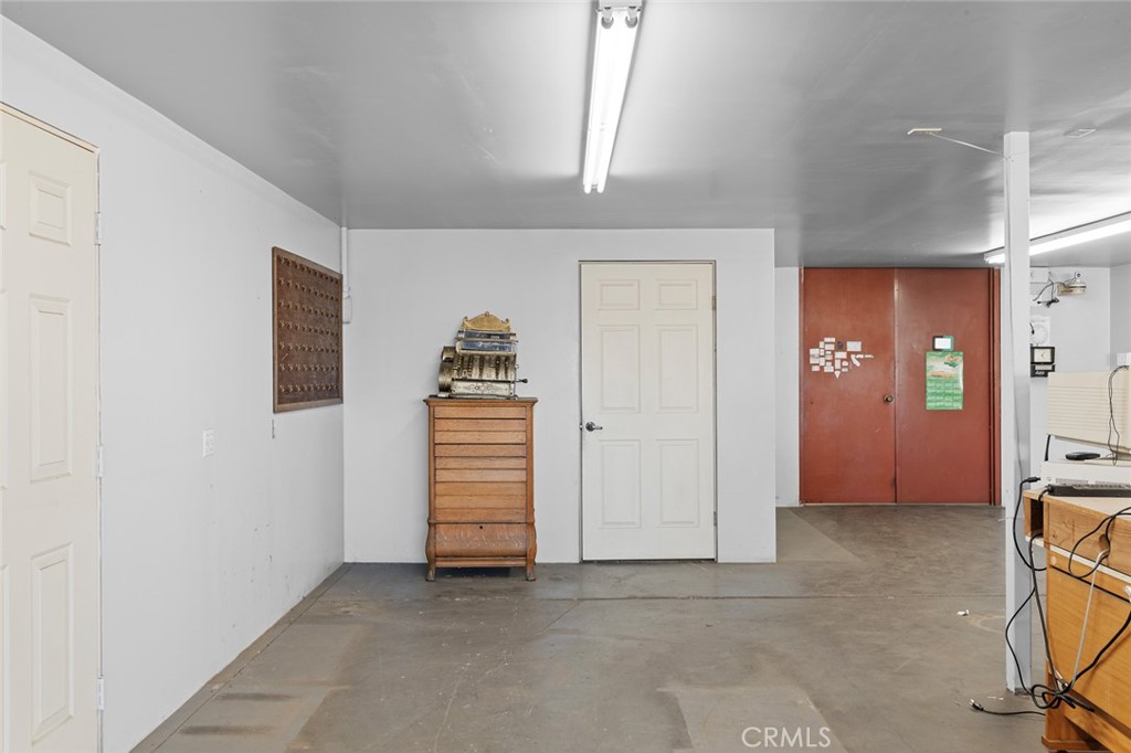 1900 E Anaheim Property Photo 15