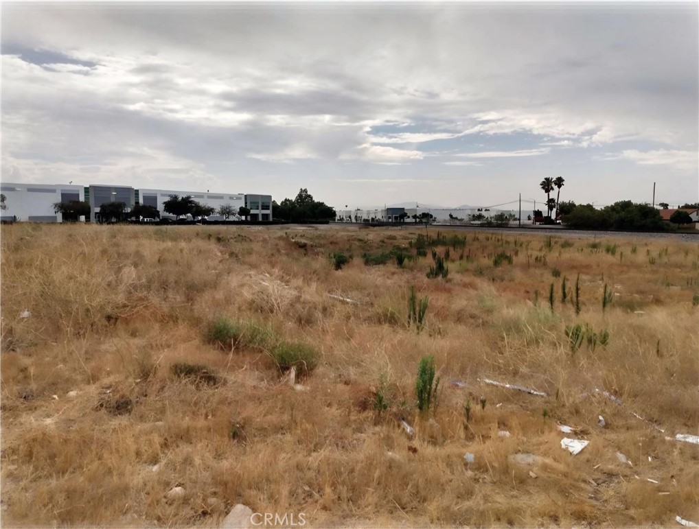 8825 Vineyard Avenue Property Photo 1