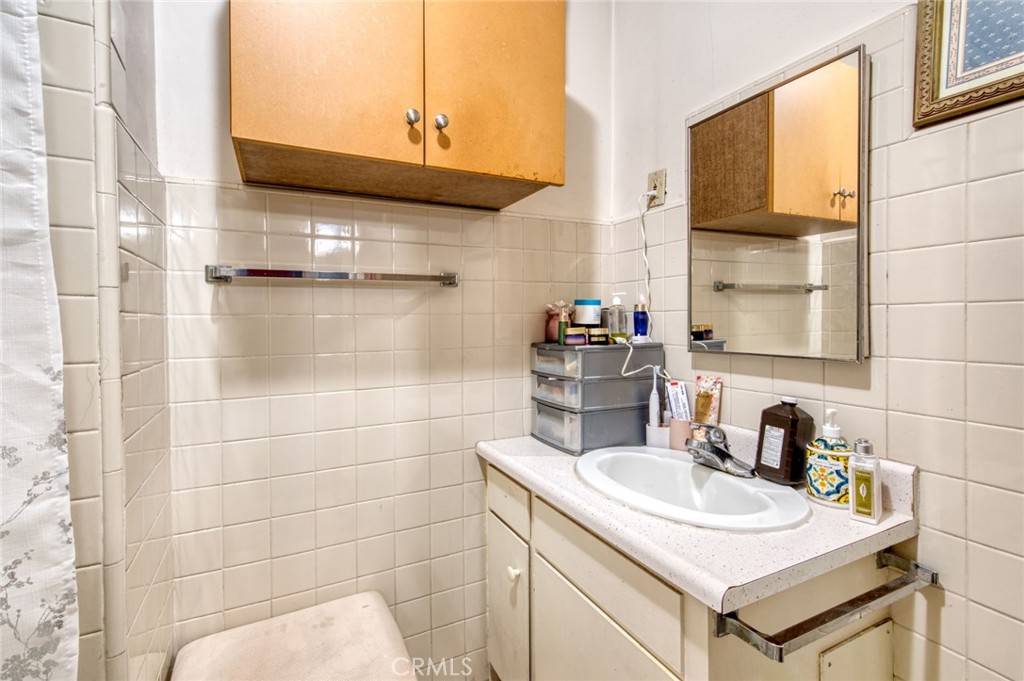 3982 S Gramercy Property Photo 7