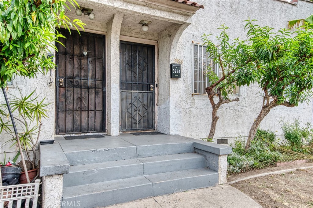 3982 S Gramercy Property Photo 8