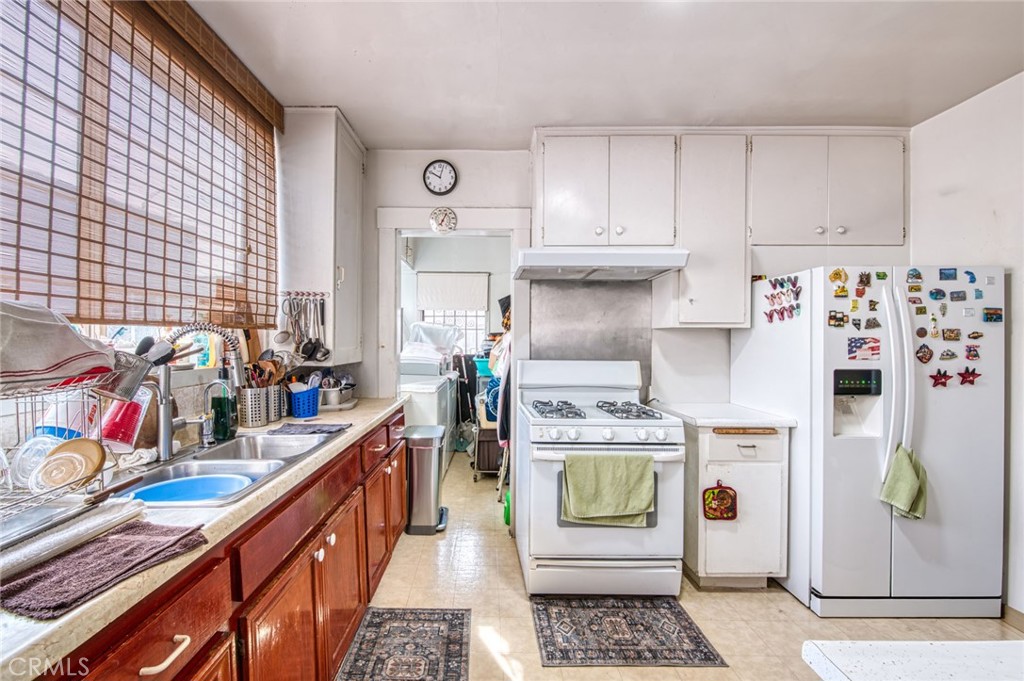 3982 S Gramercy Property Photo 16