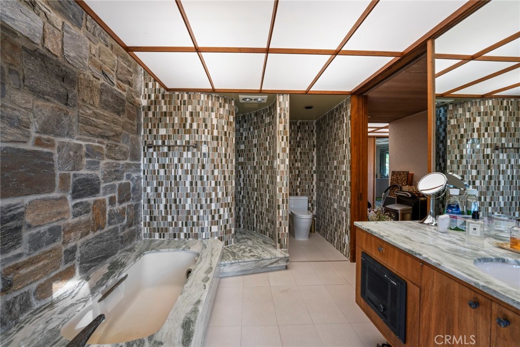 1458 Hillcrest Property Photo 56