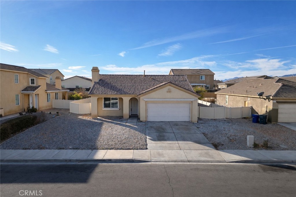 11807 Desert Glen Property Photo 1