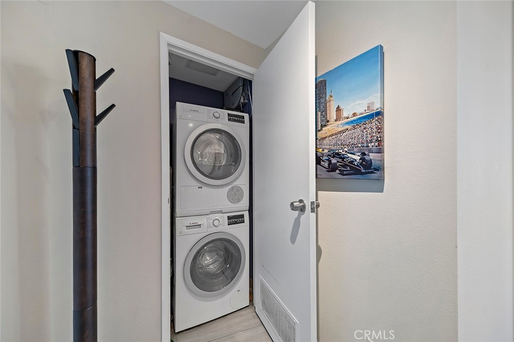 700 E Ocean Blvd 3003 Property Photo 20