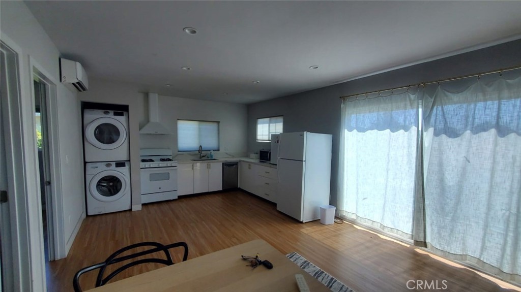 606 Fairview Property Photo 9