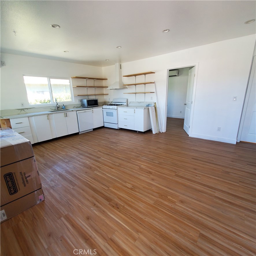 606 Fairview Property Photo 18