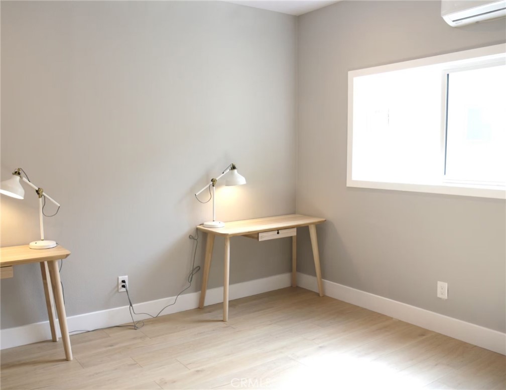 2437 Houston Property Photo 8