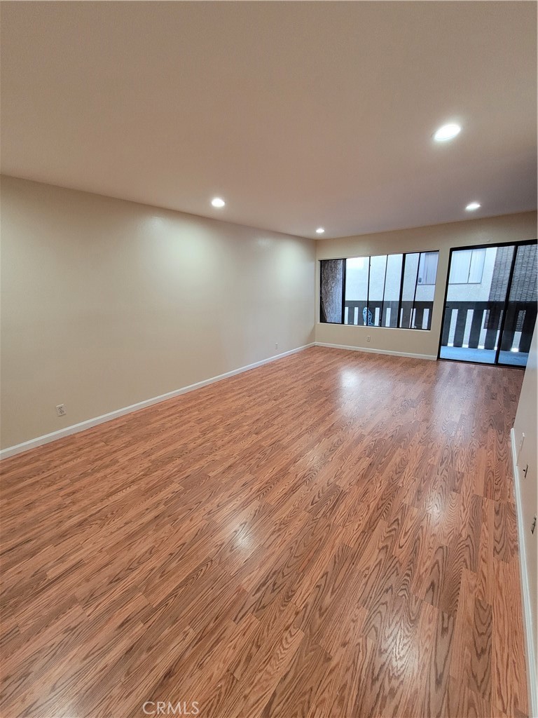 4110 Elm Ave 201 Property Photo 4
