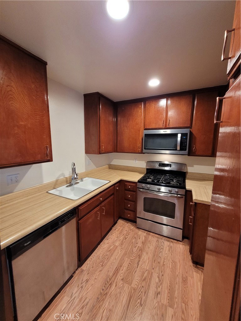 4110 Elm Ave 201 Property Photo 16