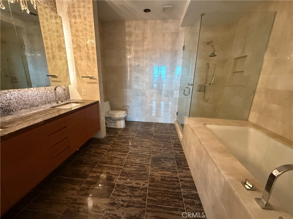 900 W Olympic Boulevard 41f Property Photo 13