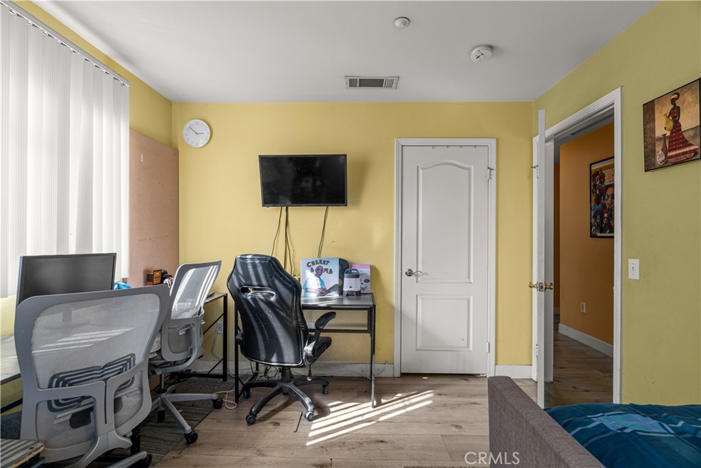 148 W Cherry Avenue Property Photo 16