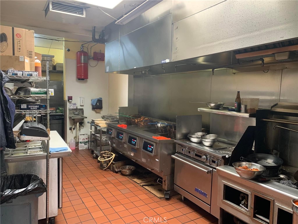1800 Atlantic Avenue Property Photo 2