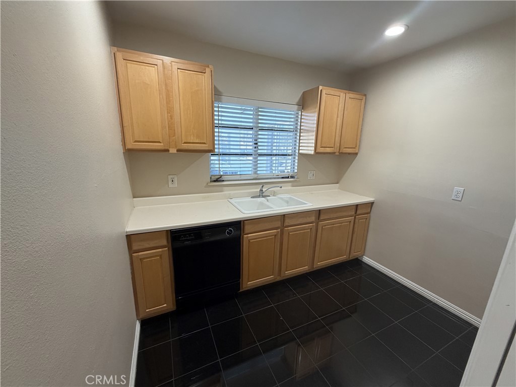 601 E Chapman Avenue Property Photo 17