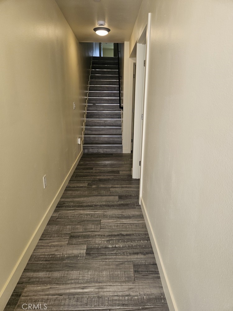 1128 1/2 E 28th Property Photo 5