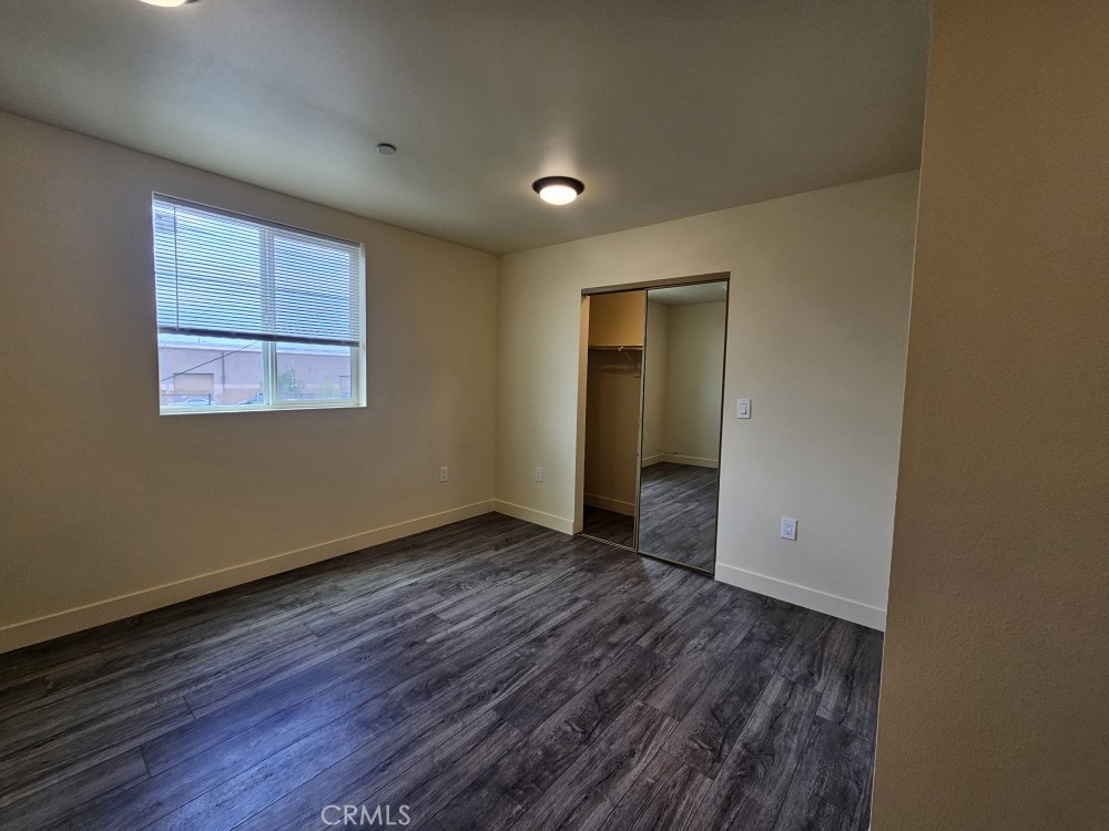 1128 1/2 E 28th Property Photo 18