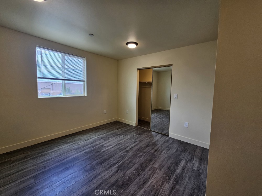 1128 1/2 E 28th Property Photo 19