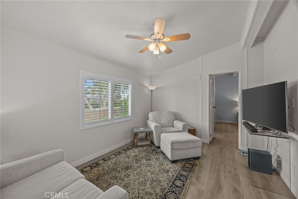 1660 Whittier Avenue 3 Property Photo 6