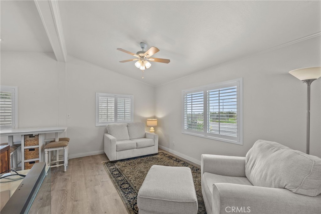 1660 Whittier Avenue 3 Property Photo 8
