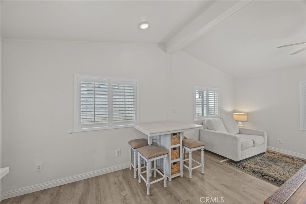 1660 Whittier Avenue 3 Property Photo 9