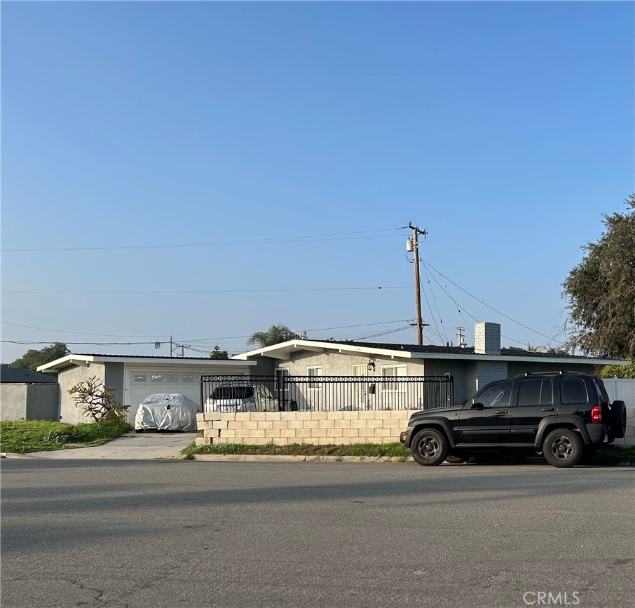11192 Biscayne Court Property Photo 1